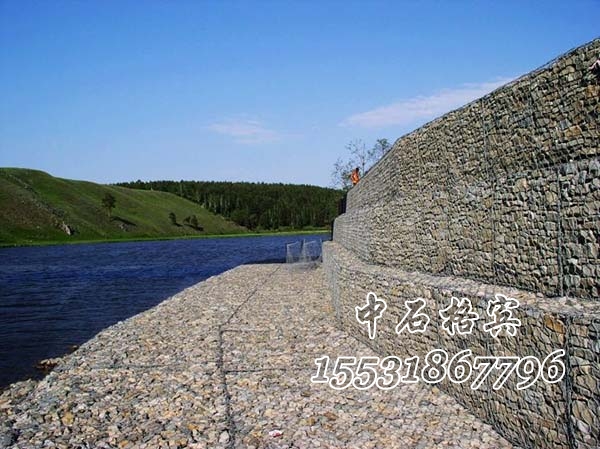 岸坡防護(hù)石籠網(wǎng) 岸坡防護(hù)石籠網(wǎng)