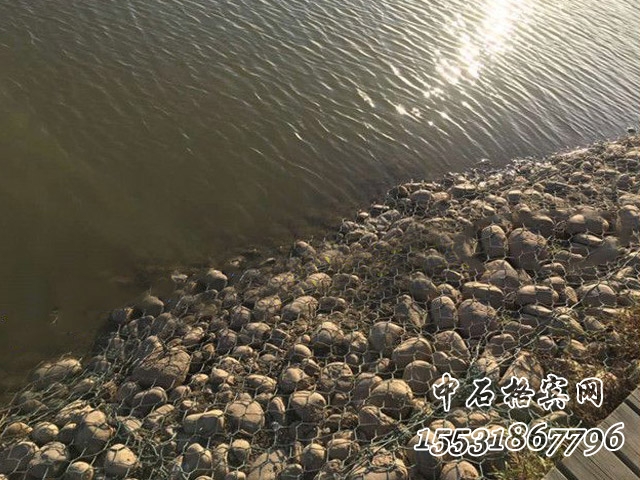 格賓網(wǎng)護岸.jpg 格賓網(wǎng)護岸.jpg